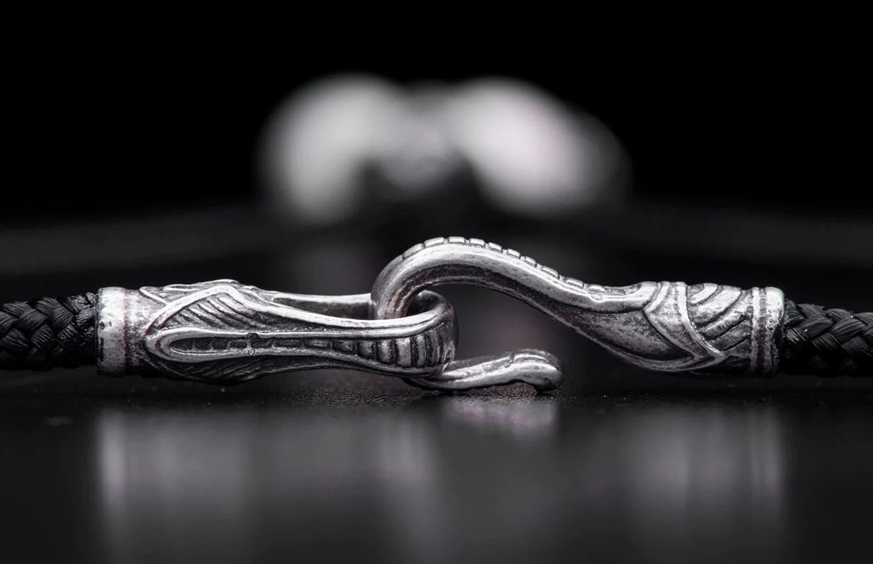 Amulet - Image 4